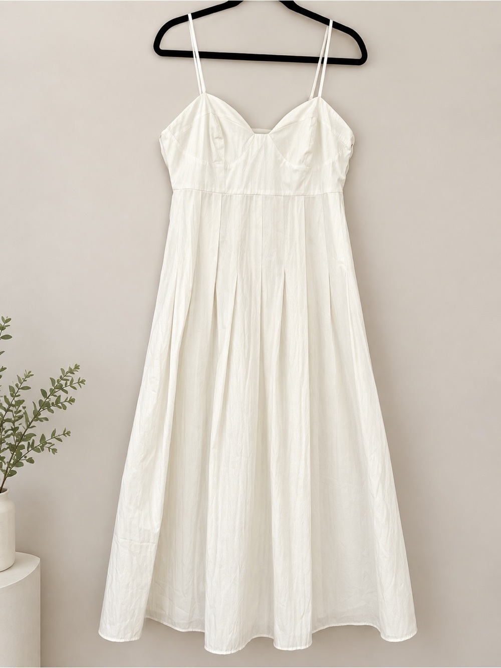 Zara White Strapless Midi Dress with Sweetheart Bodice